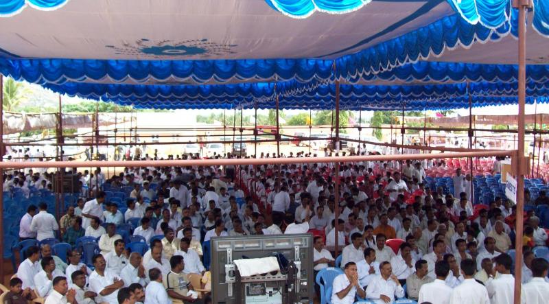 zoomer embroidery design